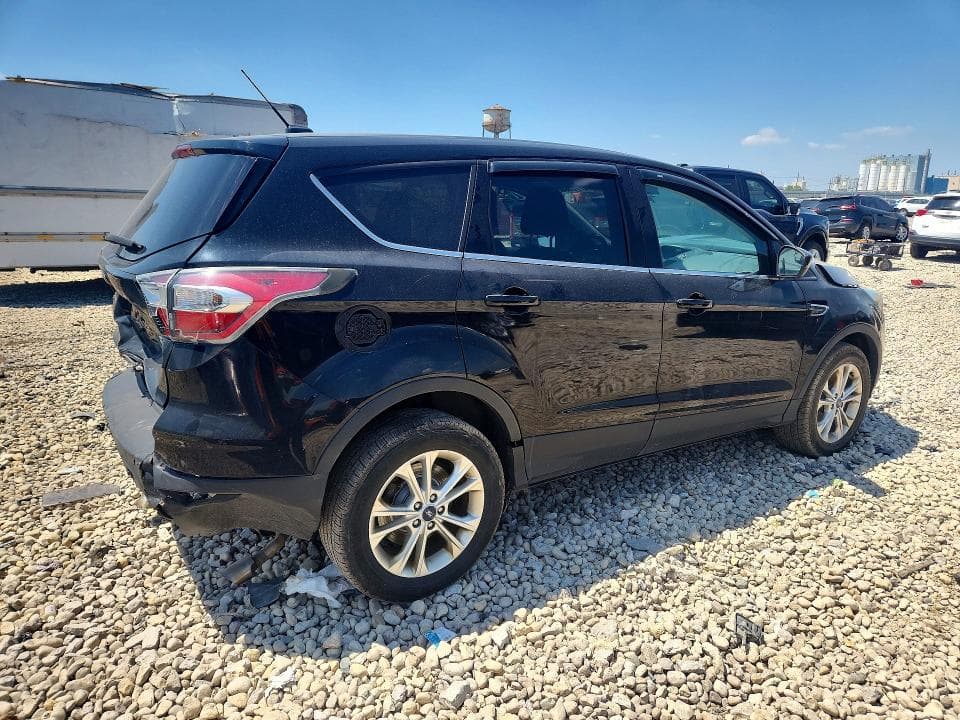 2017 FORD ESCAPE 3