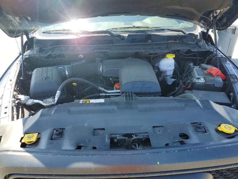 2022 RAM 1500 CLASSIC SLT 11