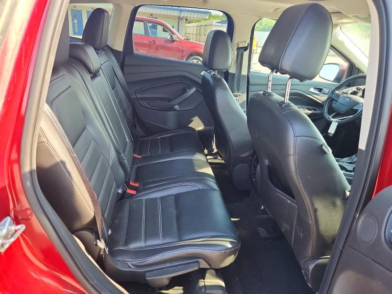 2017 FORD ESCAPE TITANIUM 10