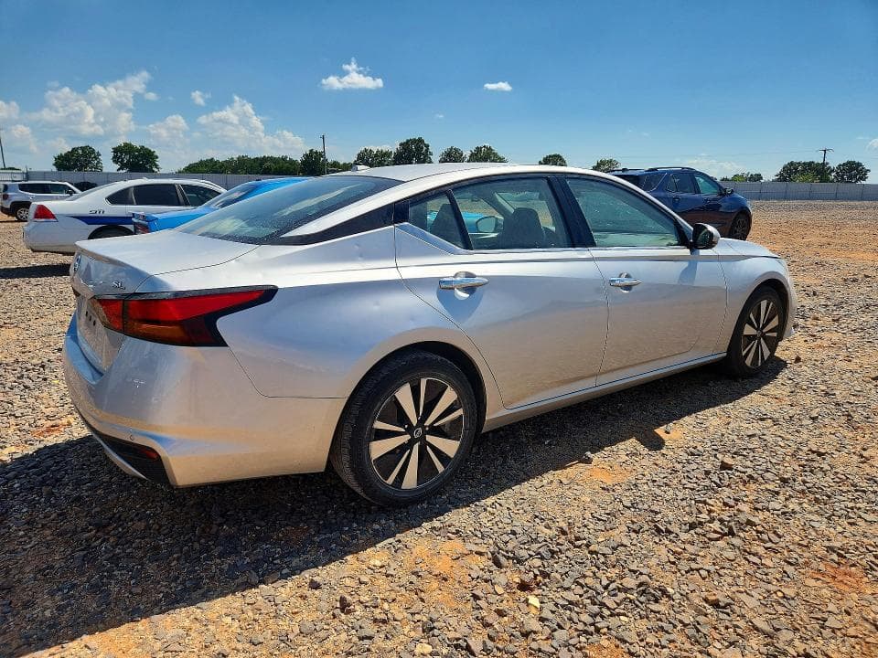 2019 NISSAN ALTIMA SL 3