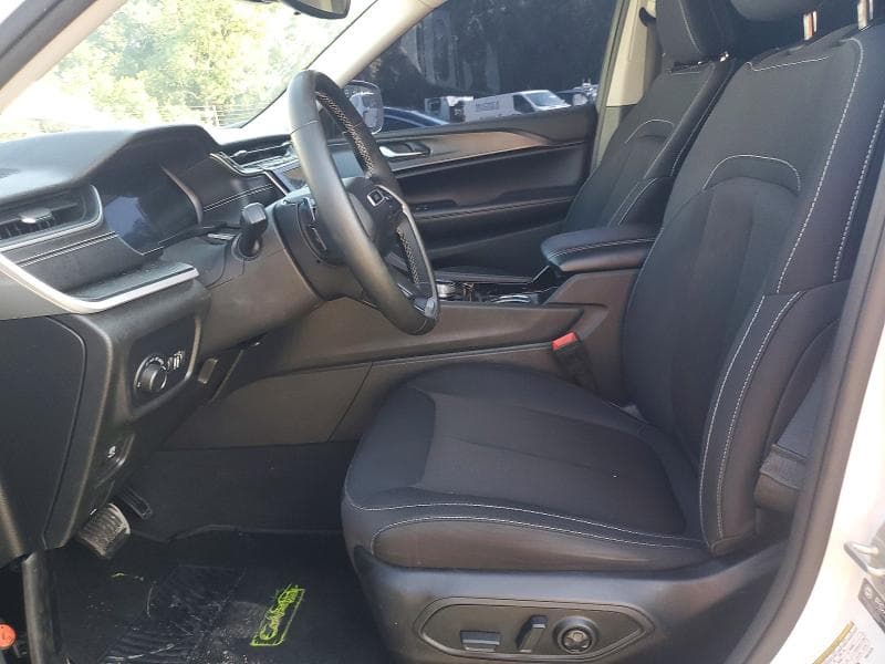 2023 JEEP GRAND CHEROKEE L LAREDO 7