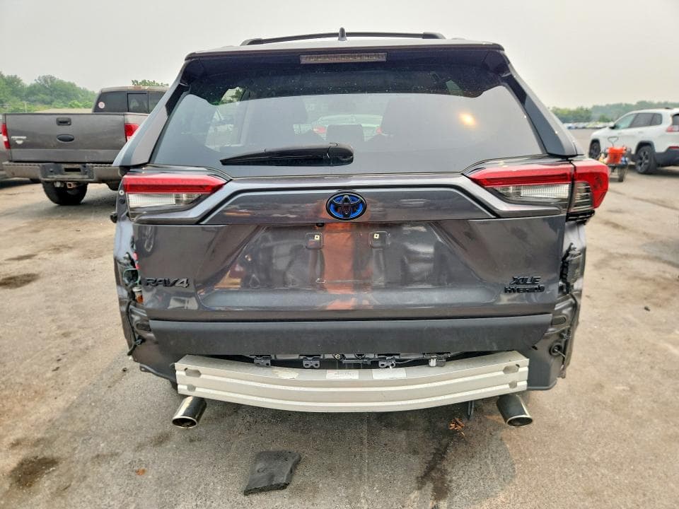 2024 TOYOTA RAV4 HYBRID XLE 6