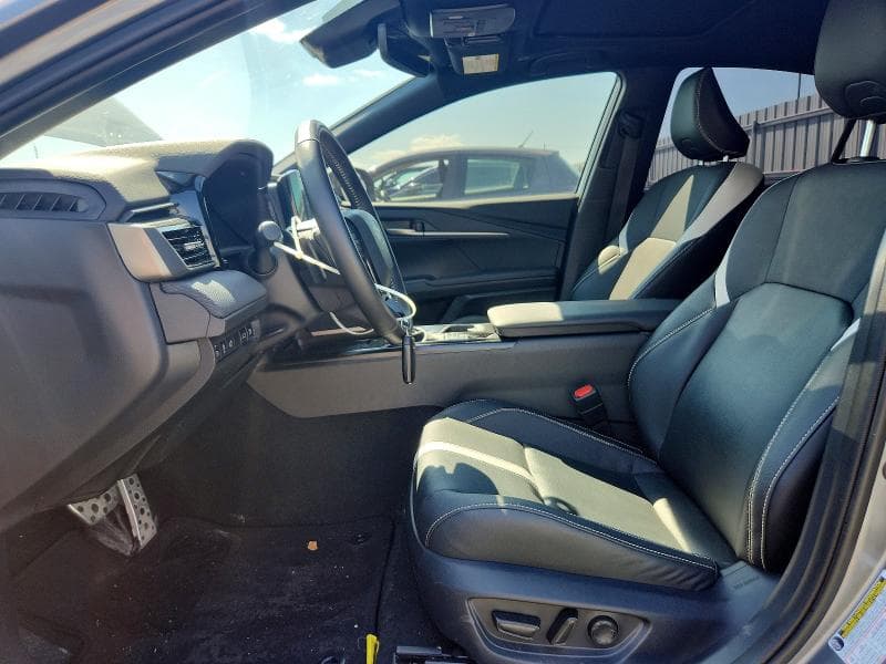 2025 TOYOTA CAMRY XSE 7