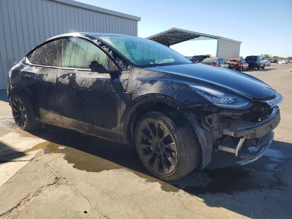2022 TESLA MODEL Y 4
