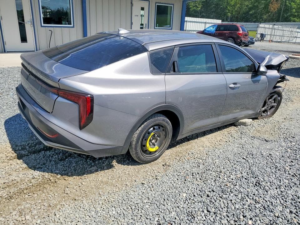 2025 KIA K4 LXS 3