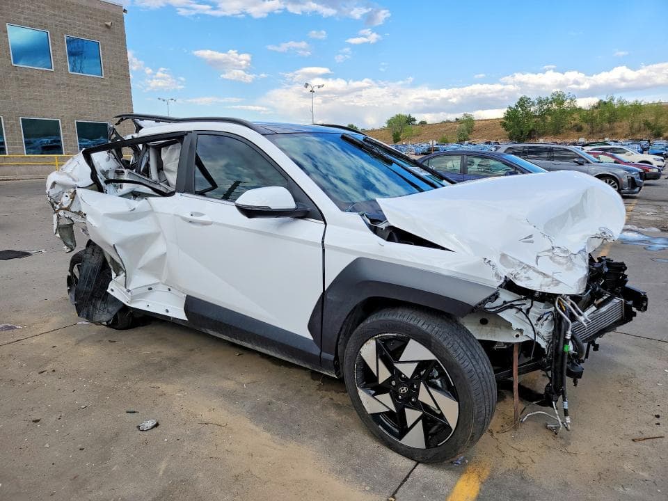 2024 HYUNDAI KONA LIMITED 4