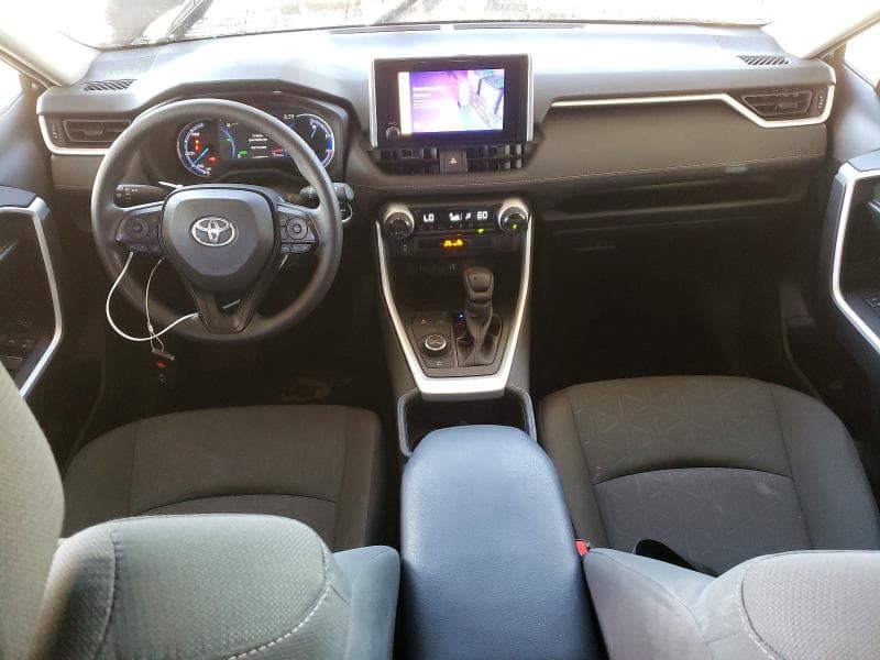 2025 TOYOTA RAV4 HYBRID XLE 8