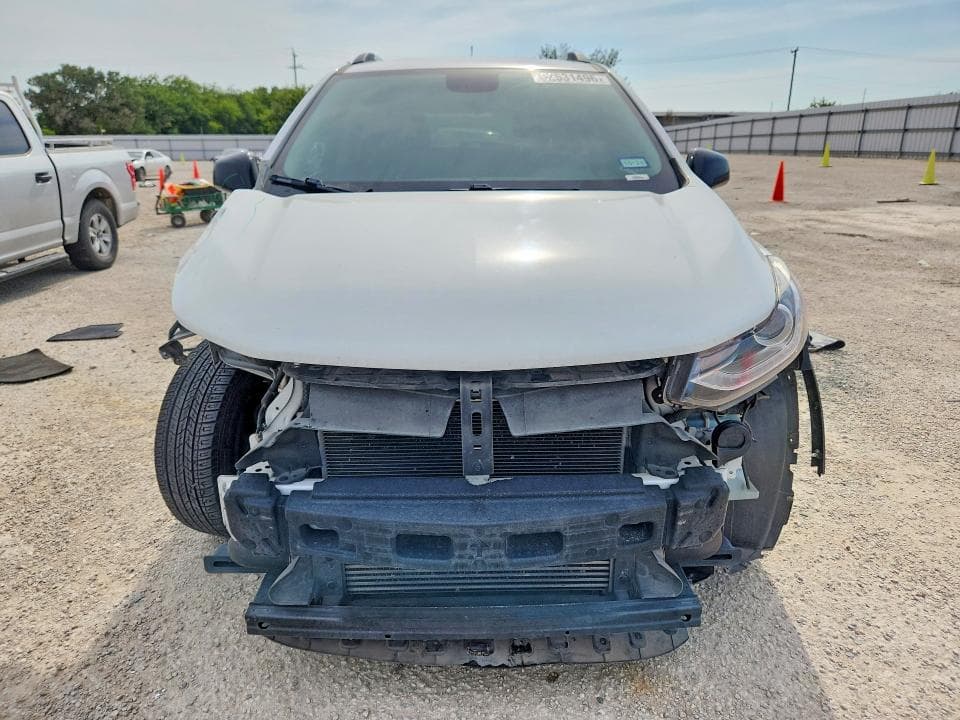 2018 CHEVROLET TRAX 1LT 5