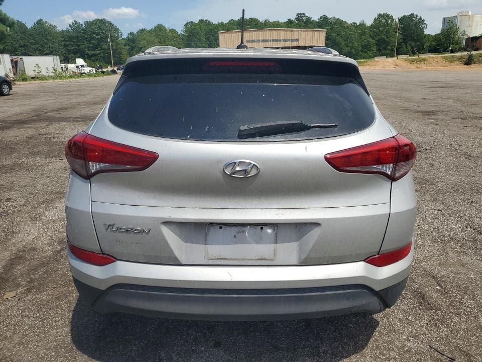 2017 HYUNDAI TUCSON SE 6