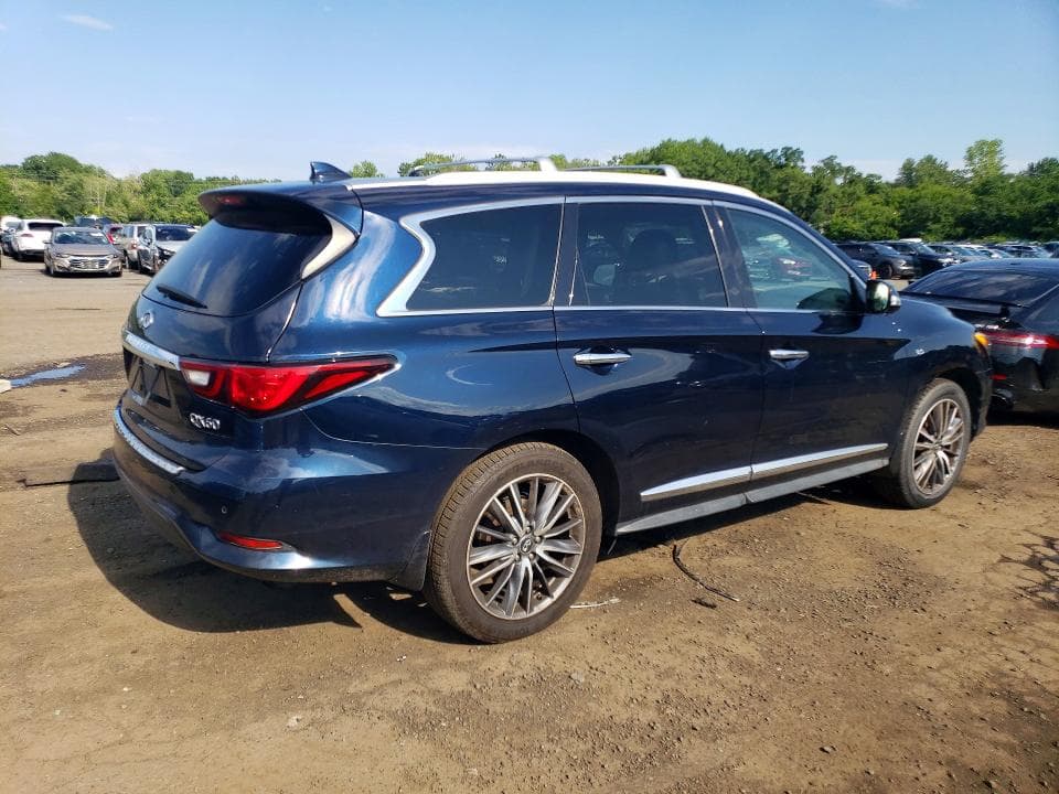 2019 INFINITI QX60 LUXE 3