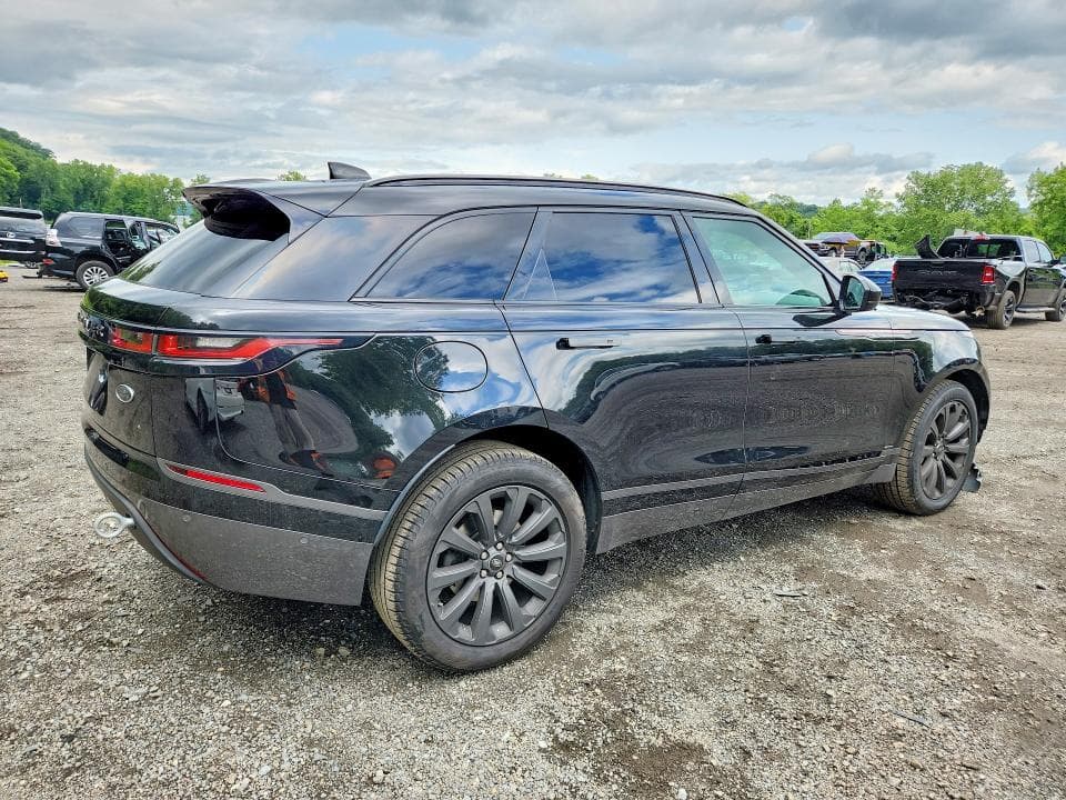 2018 LAND ROVER RANGE ROVER VELAR R-DYNAMIC SE 3