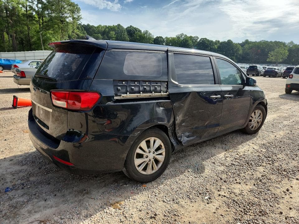 2017 KIA SEDONA L 3