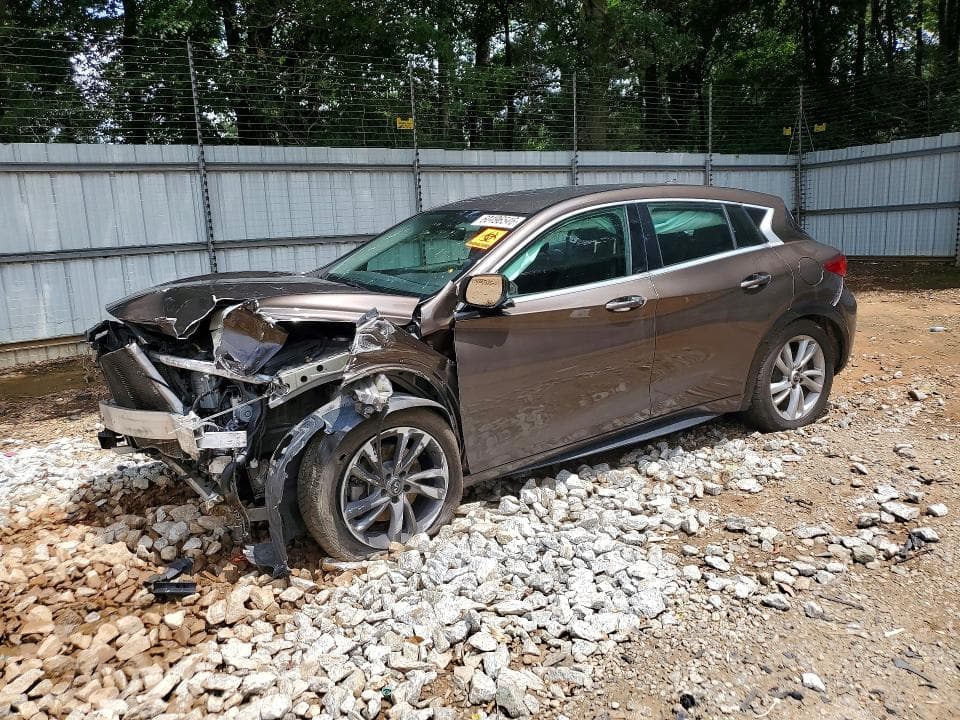 2018 INFINITI QX30 LUXURY - 1