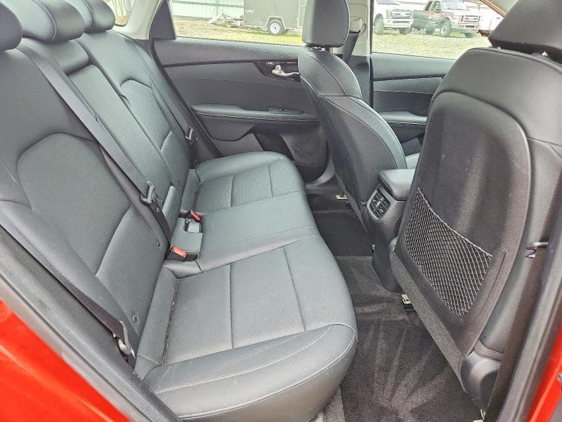 2019 KIA FORTE EX 10