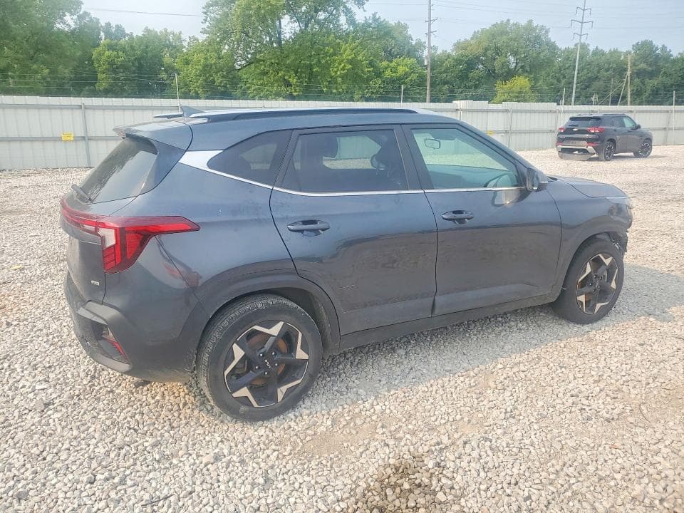 2024 KIA SELTOS EX 3