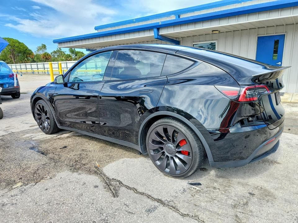 2023 TESLA MODEL Y 2
