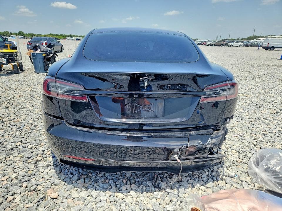 2021 TESLA MODEL S 6