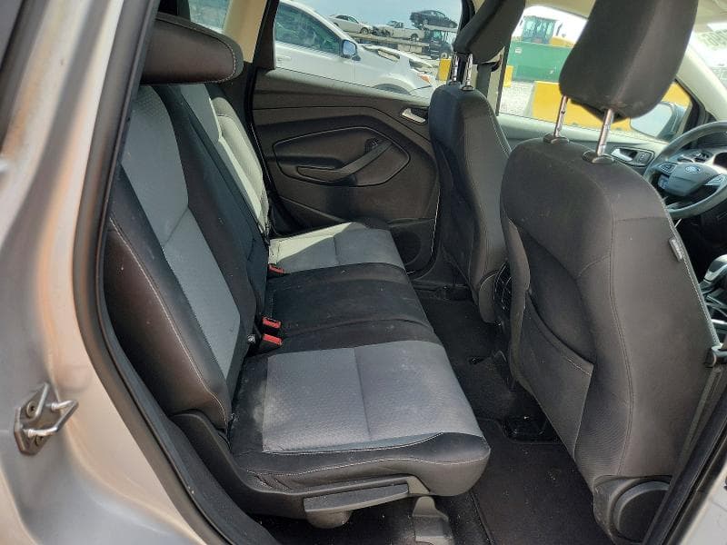 2019 FORD ESCAPE SE 11