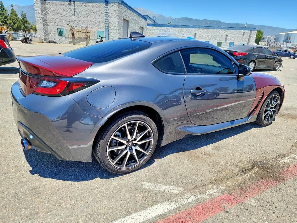 2024 TOYOTA GR86 BASE 3