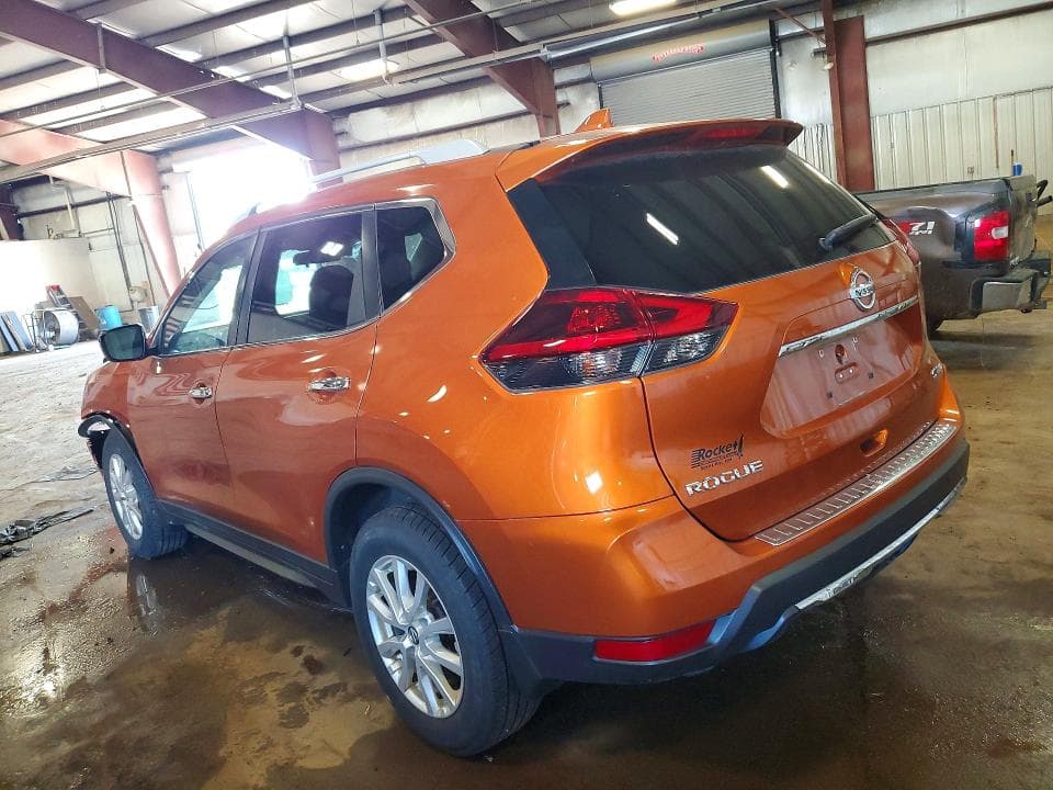 2018 NISSAN ROGUE SV 2