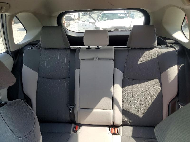 2022 TOYOTA RAV4 XLE 10