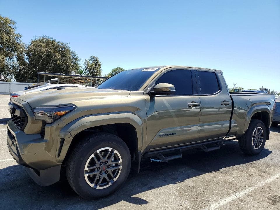 2026 TOYOTA TACOMA TRD SPORT - 1
