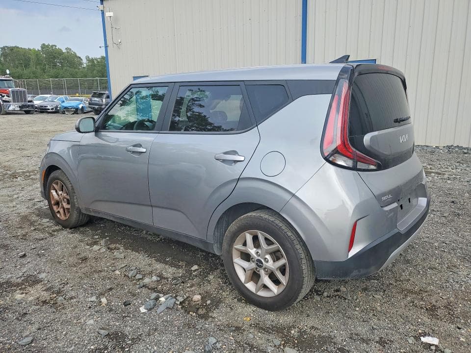 2023 KIA SOUL LX 2