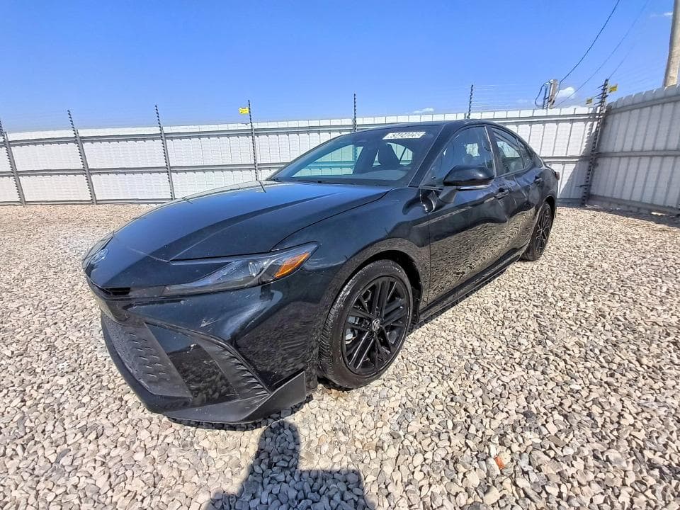 2026 TOYOTA CAMRY SE - 1