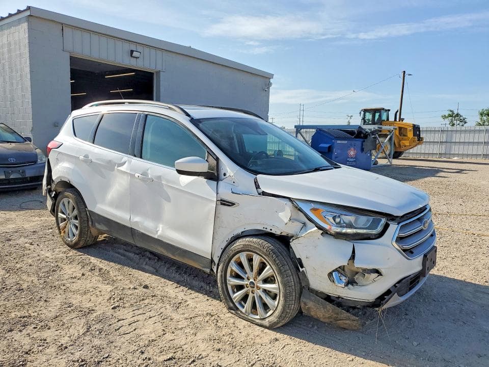 2019 FORD ESCAPE SEL 4