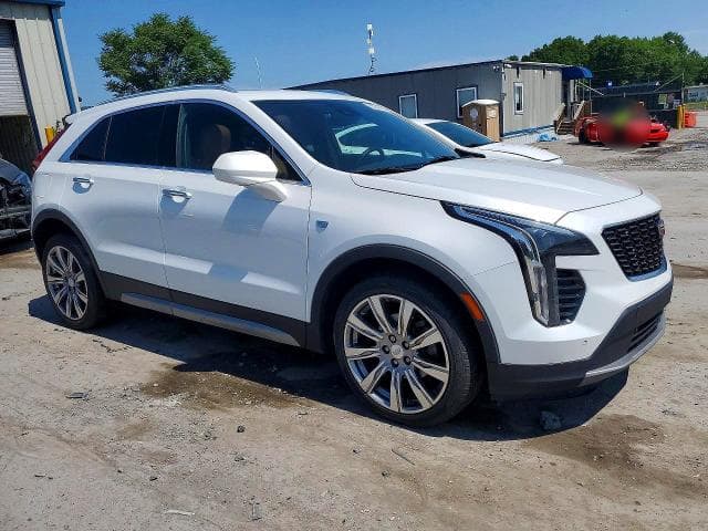 2019 CADILLAC XT4 4