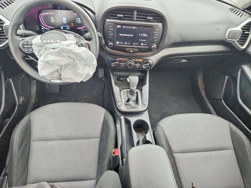 2024 KIA SOUL LX 8