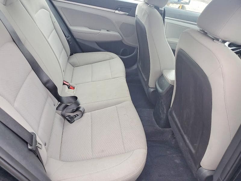 2019 HYUNDAI ELANTRA SE 10