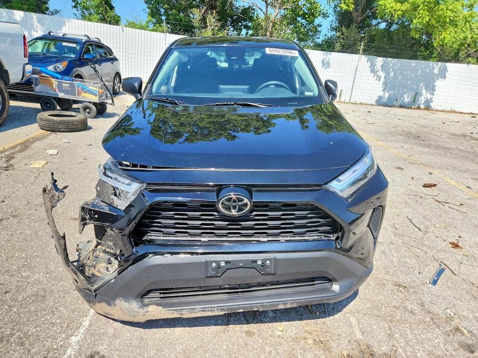 2024 TOYOTA RAV4 LE 5