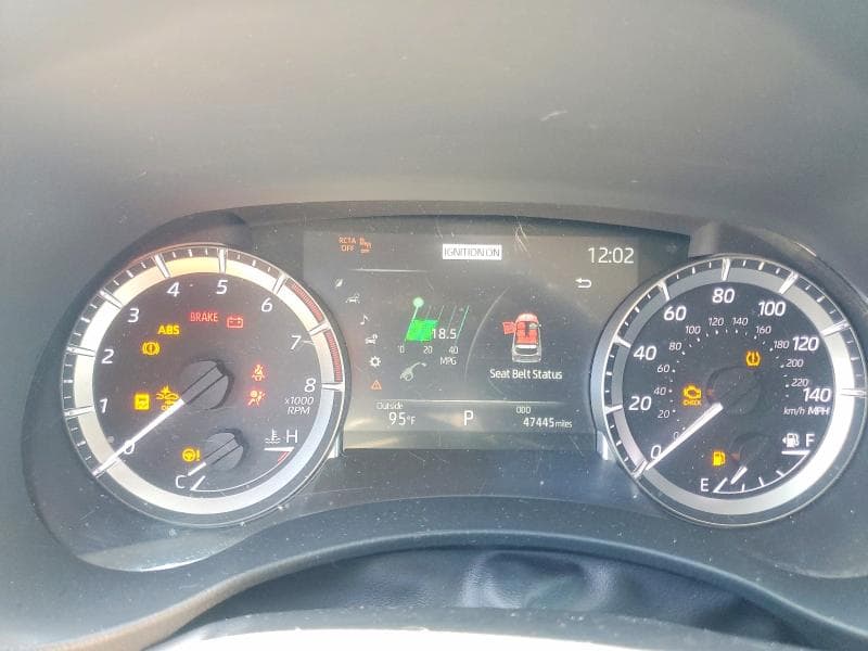 2023 TOYOTA HIGHLANDER XLE 9