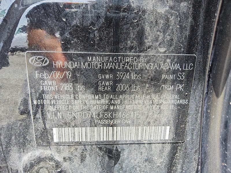 2019 HYUNDAI ELANTRA SE 12