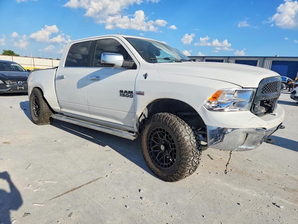 2018 RAM 1500 SLT 4