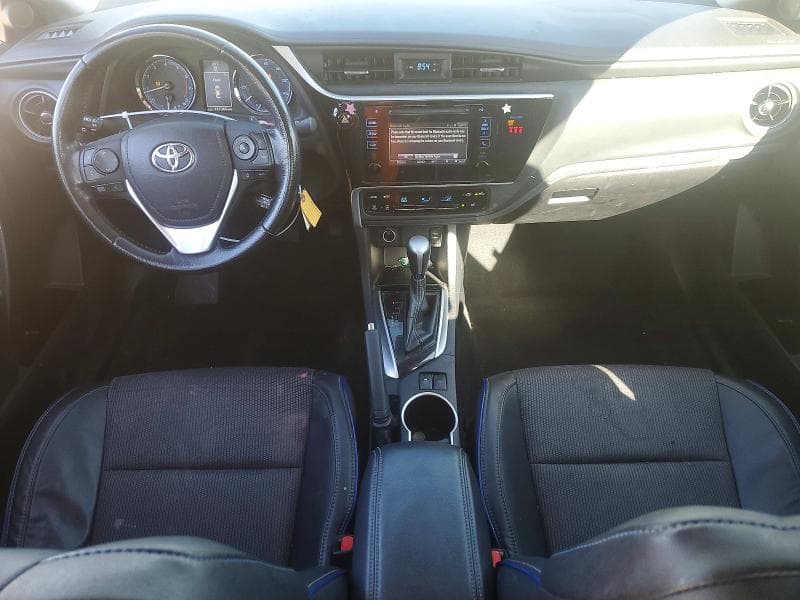 2019 TOYOTA COROLLA SE 8