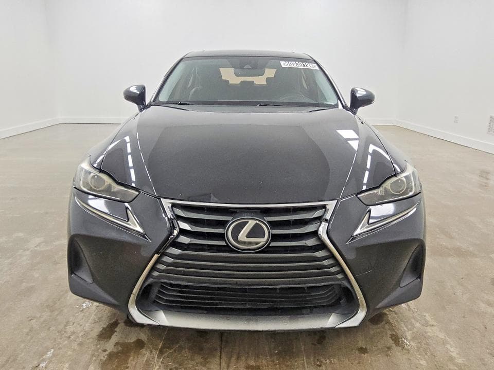 2018 LEXUS IS 300 5