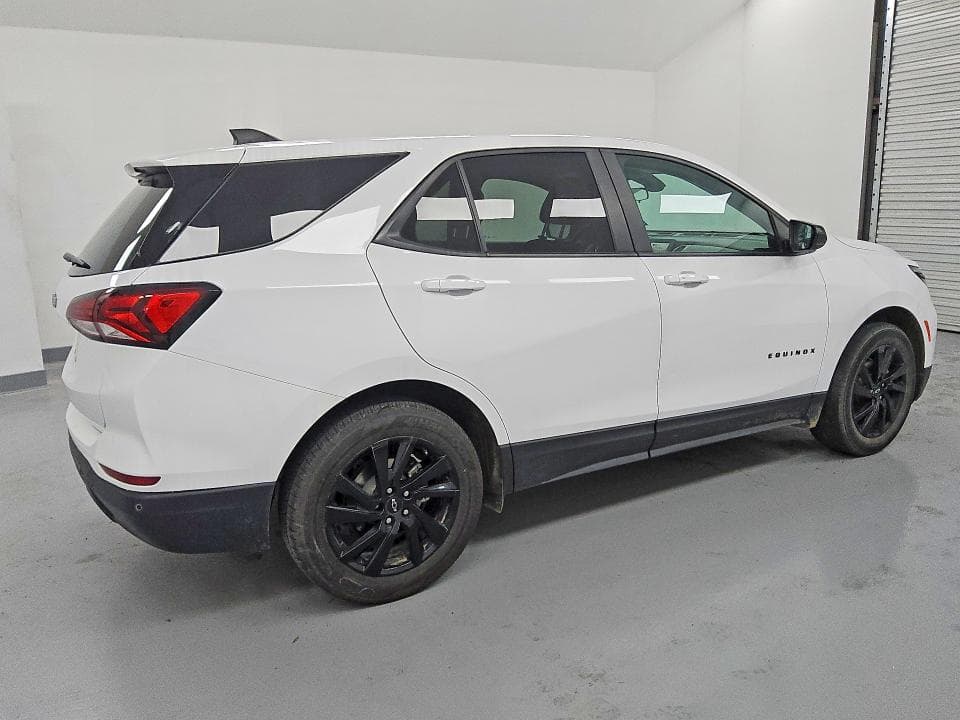 2024 CHEVROLET EQUINOX LS 3