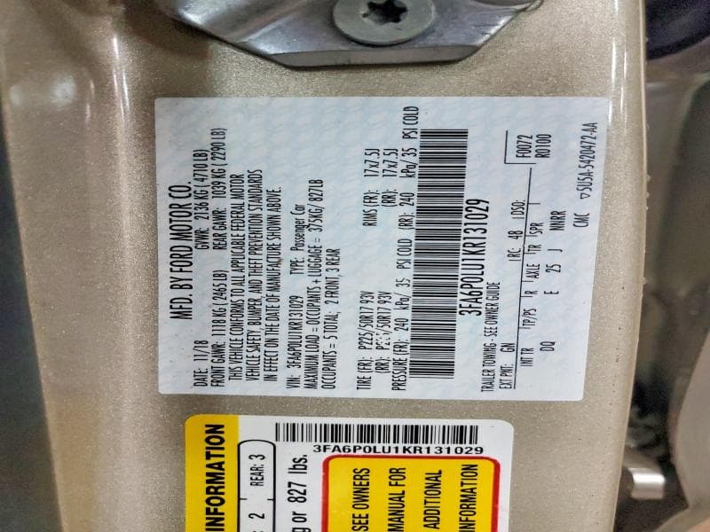 2019 FORD FUSION SE 12
