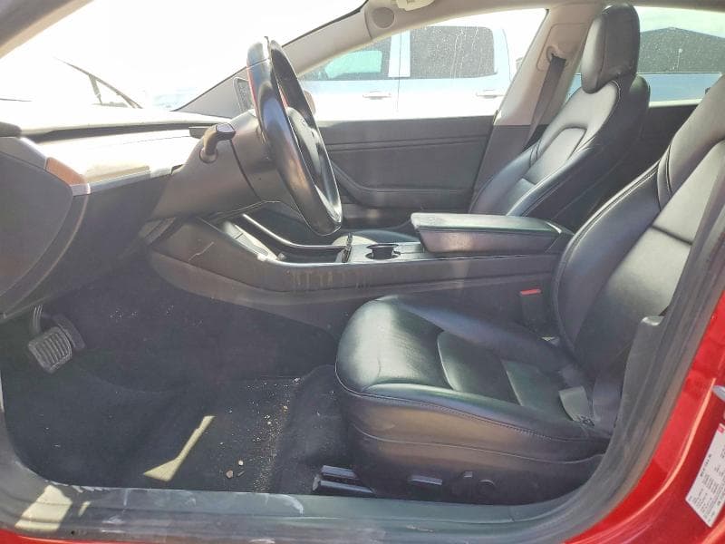 2018 TESLA MODEL 3 7