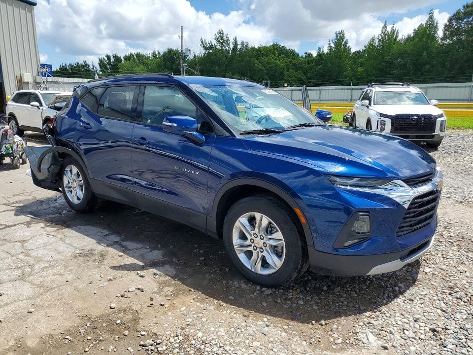 2022 CHEVROLET BLAZER 2LT 4