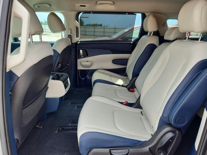 2026 KIA CARNIVAL EX 11