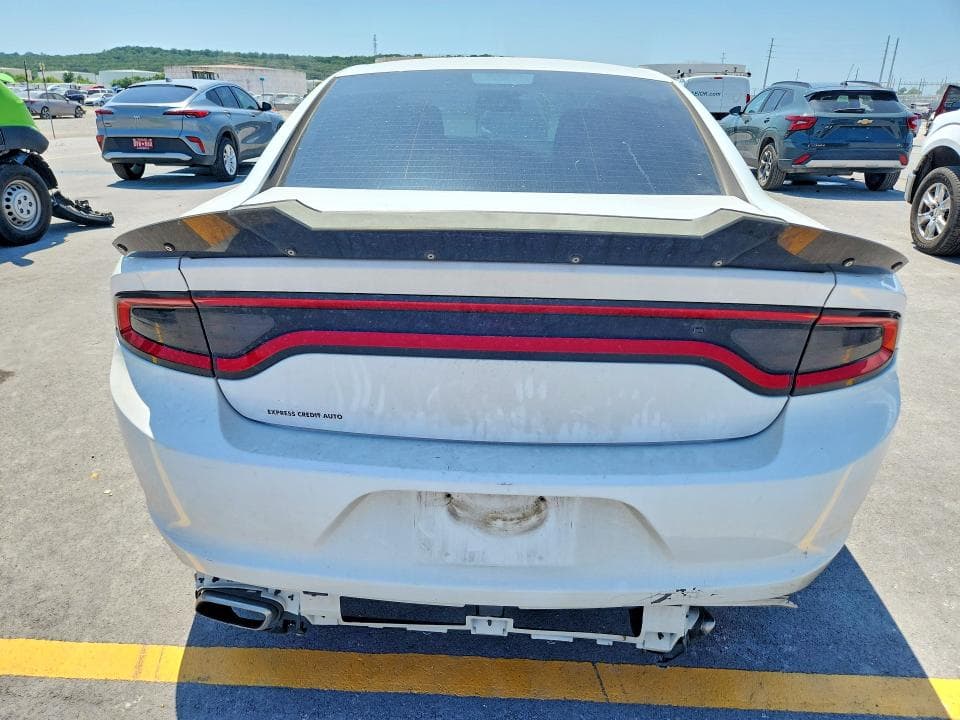 2017 DODGE CHARGER SE 6