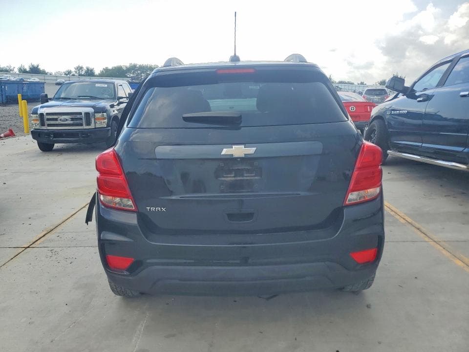 2019 CHEVROLET TRAX 1LT 6