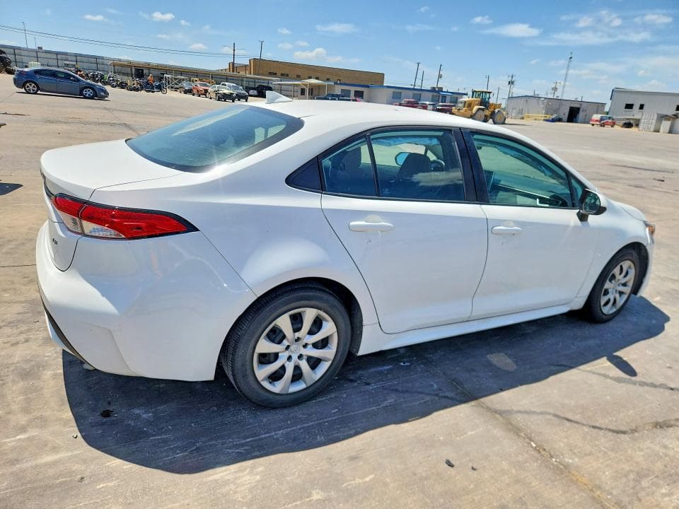 2020 TOYOTA COROLLA LE 3