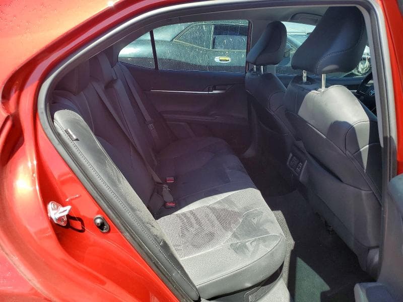 2024 TOYOTA CAMRY XLE 10