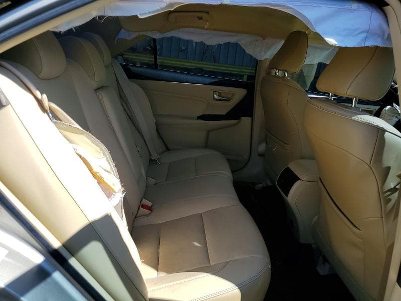 2017 TOYOTA CAMRY HYBRID XLE 10