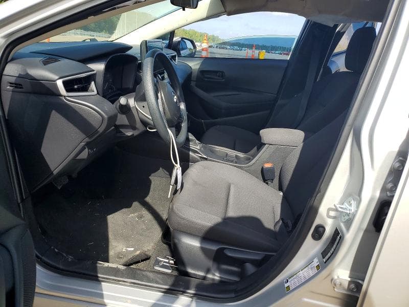2025 TOYOTA COROLLA LE 7