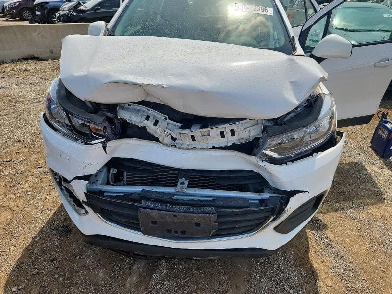 2019 CHEVROLET TRAX LS 11